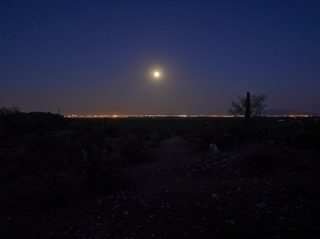 Moonrise over west Phoenix